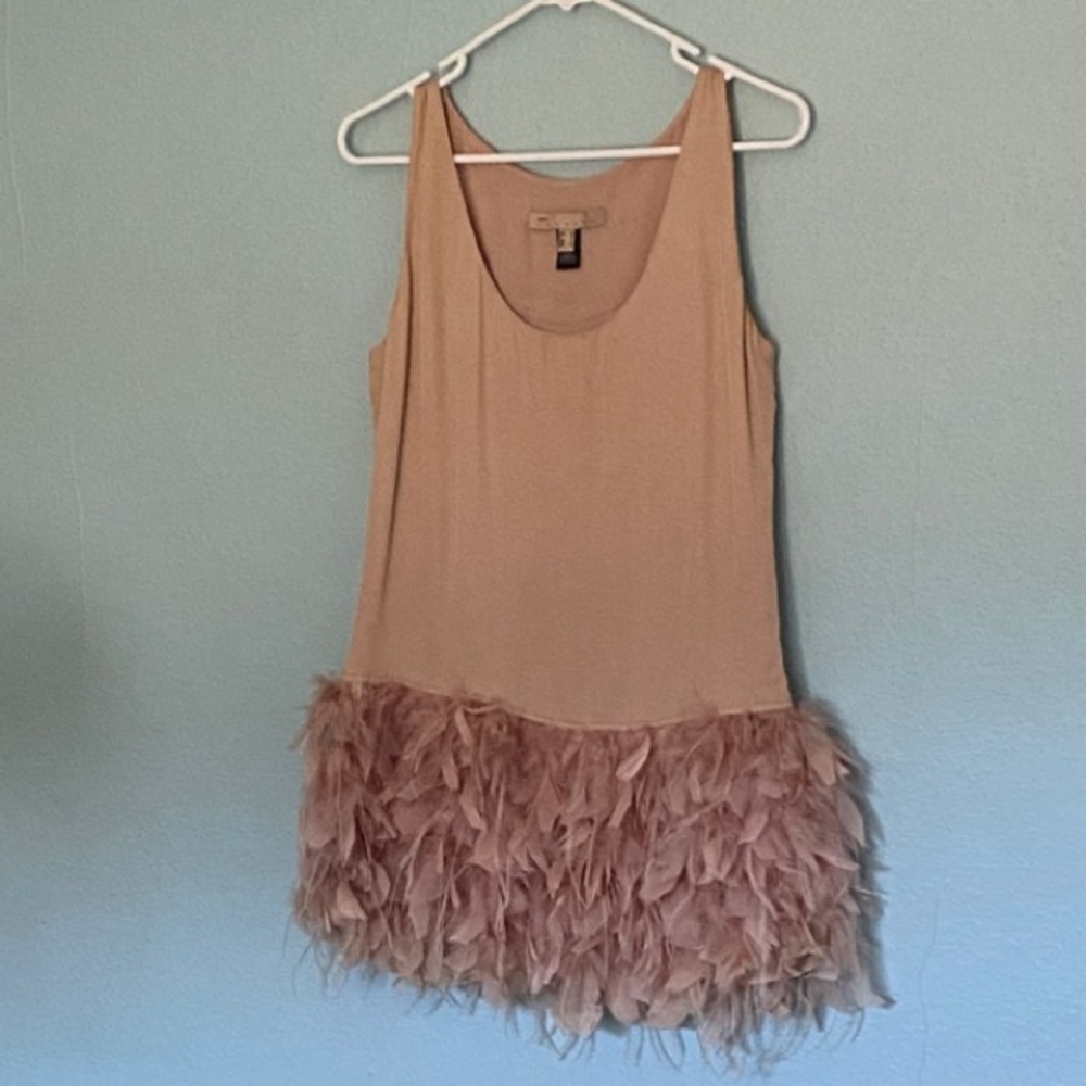 Vintage-style Peach Feathered Flapper Dress